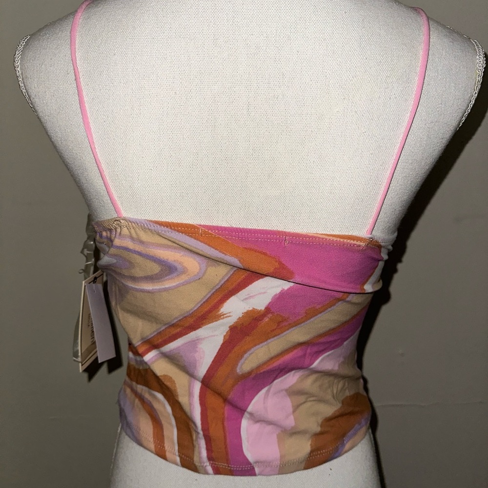 💟Colorful Crop Top - Picture 2 of 3